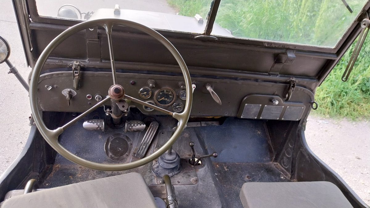 Willys MB Jeep 1941 military off-road LUV light utility vehicle photo detail