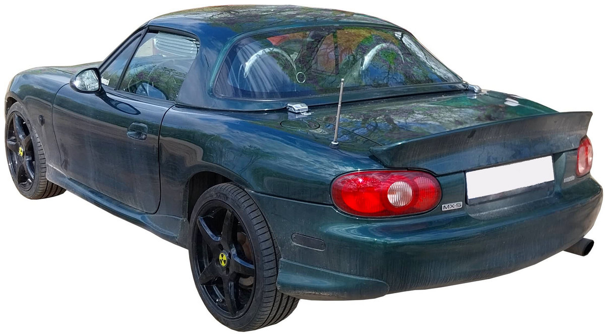 Mazda MX-5 Miata 1998 sports car photo detail