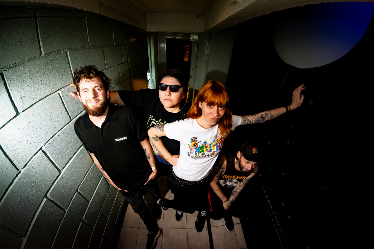 Terroristas Emocionales | LAS VIN UP, image size:1200x800