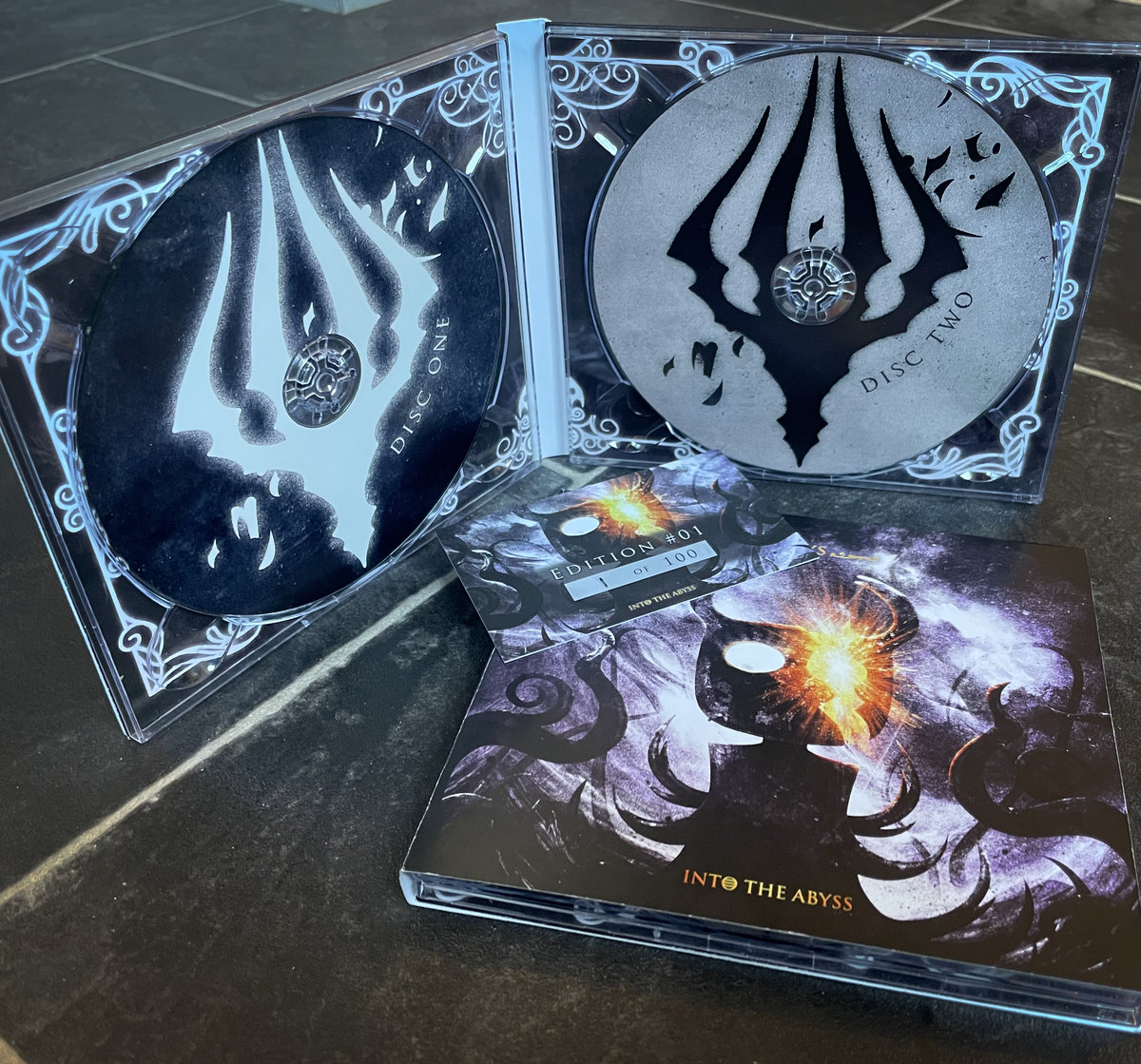 凛 / Into the Abyss Into the Abyss (Hollow Knight: A Metal Reimagining) | RYS