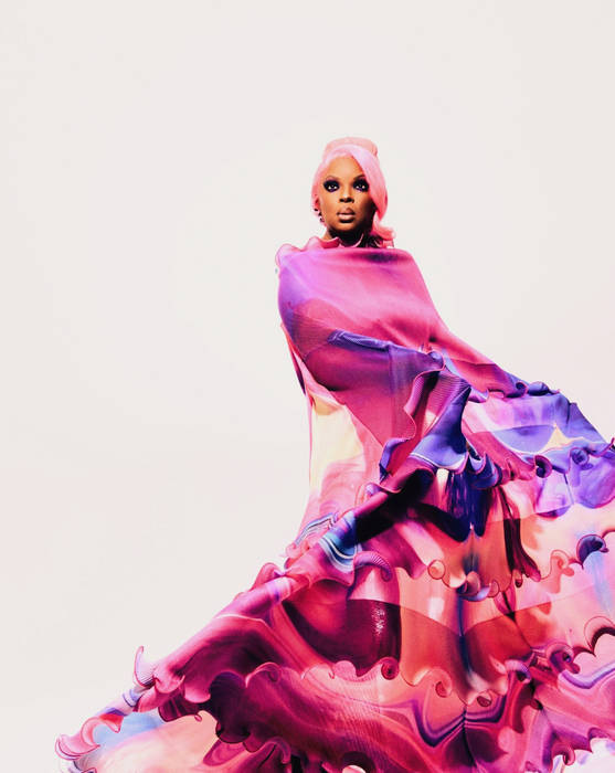 Queen Alone | Lady Wray