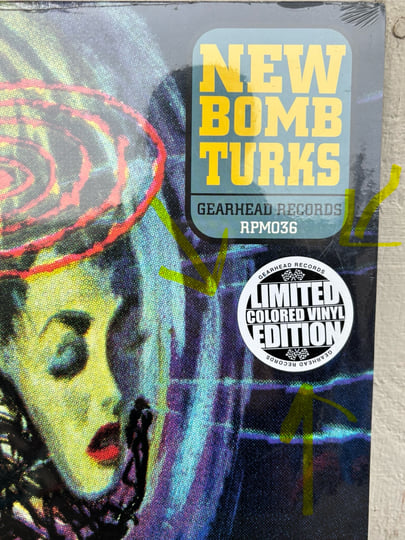 THE NEW BOMB TURKS レコード New Bomb Turks - Nightmare Scenario (Violet Vinyl) | Music On Vinyl