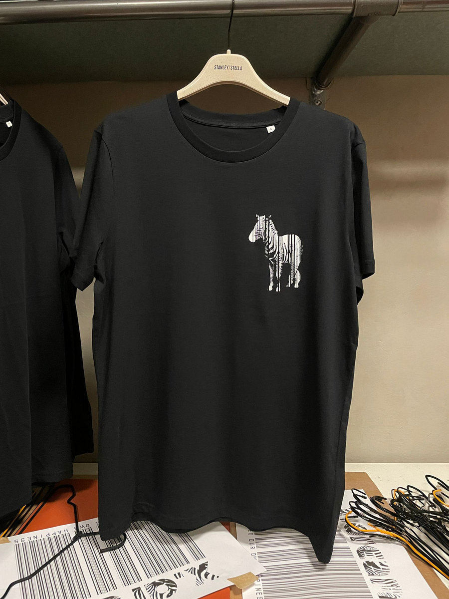 ZEBRAHOLIC HAPPINESS CLUB T SHIRT | X-Dream (Gravity Plus Records)