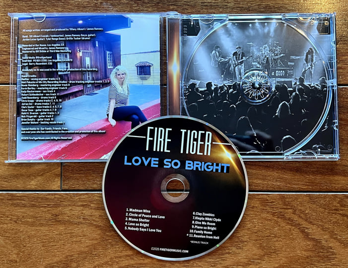 FIRE TIGER/LOVE SO BRIGHT ALICATE等３枚プラス Love so Bright | Fire Tiger