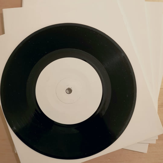 Voodoocuts/Slick Walk 7インチレコード BLACK MAGIC 【かなさ 7インチレコード】 | Pon Di Corner