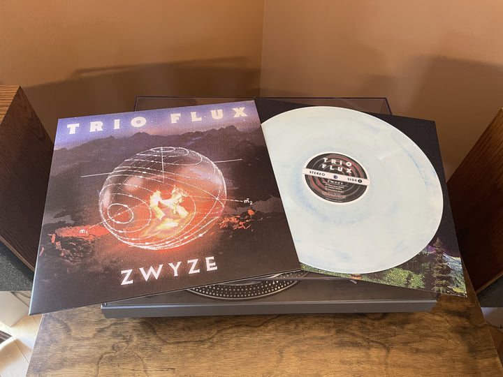 Zwyze | Trio Flux