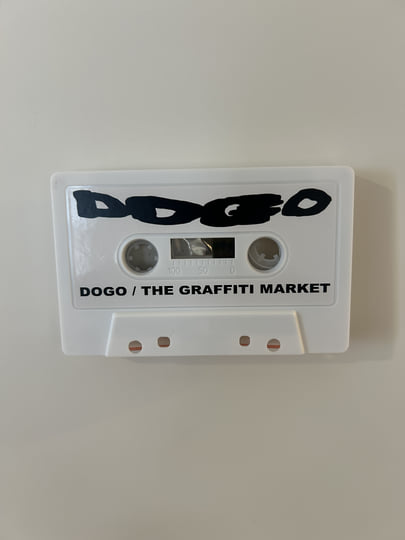 アート・デザイン・音楽 il DNA degli Amati The Graffiti Market (Deluxe) | DOGO