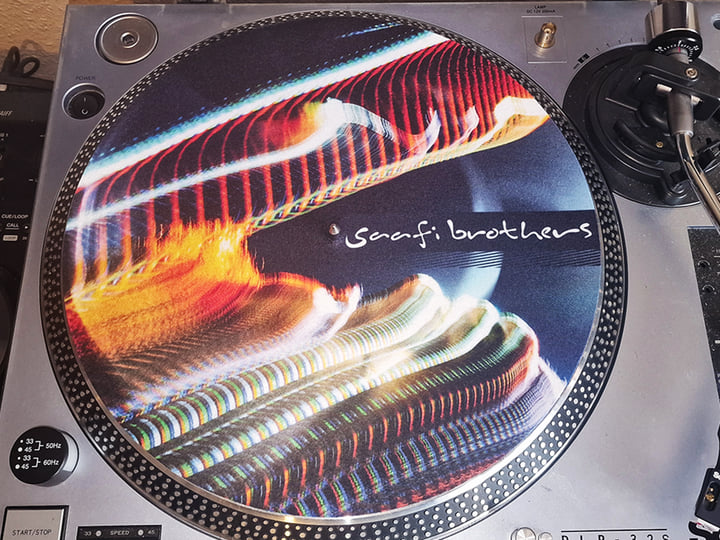 A Relaxed Blur | Saafi Brothers