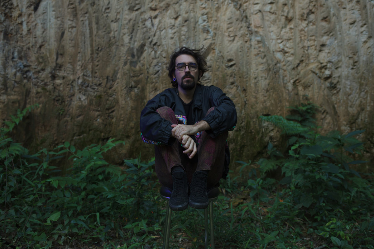 Só | Antonio Loureiro