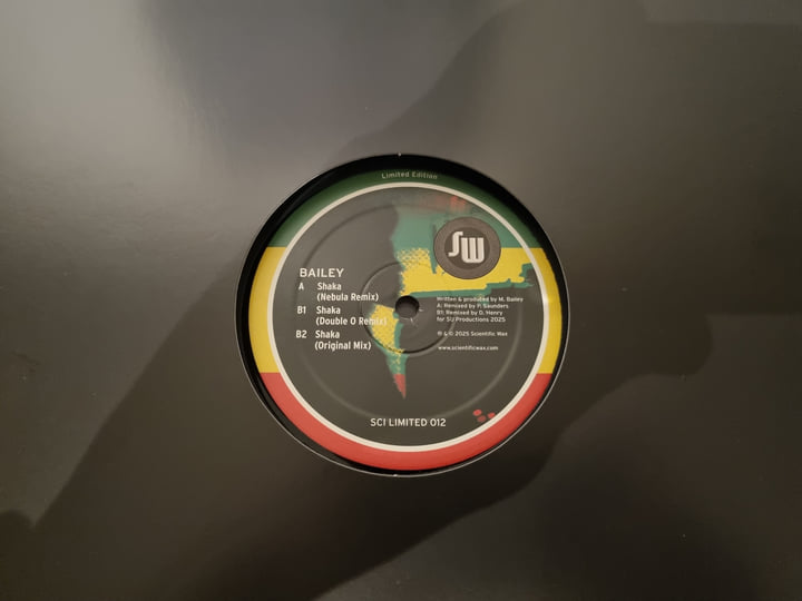 SCILTD012 - Bailey - Shaka | Bailey | Scientific Wax