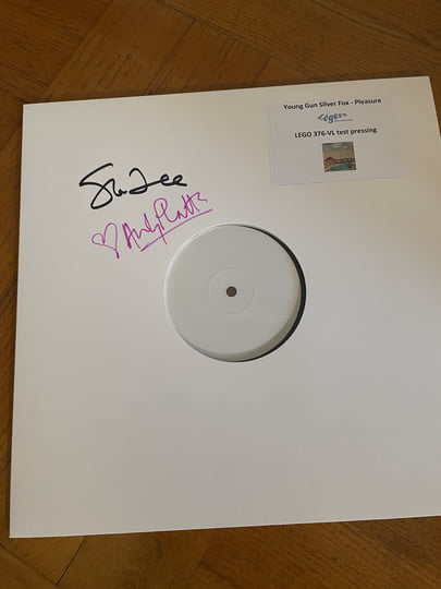 Pleasure (Légère Edition) | Young Gun Silver Fox | Légère