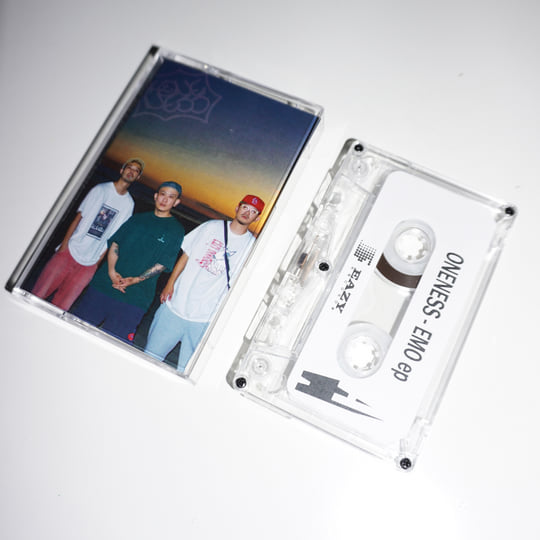 EMO ep | ONENESS | ODD TAPE DUPLICATION / LABEL