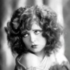 Vivienne Rouge thumbnail