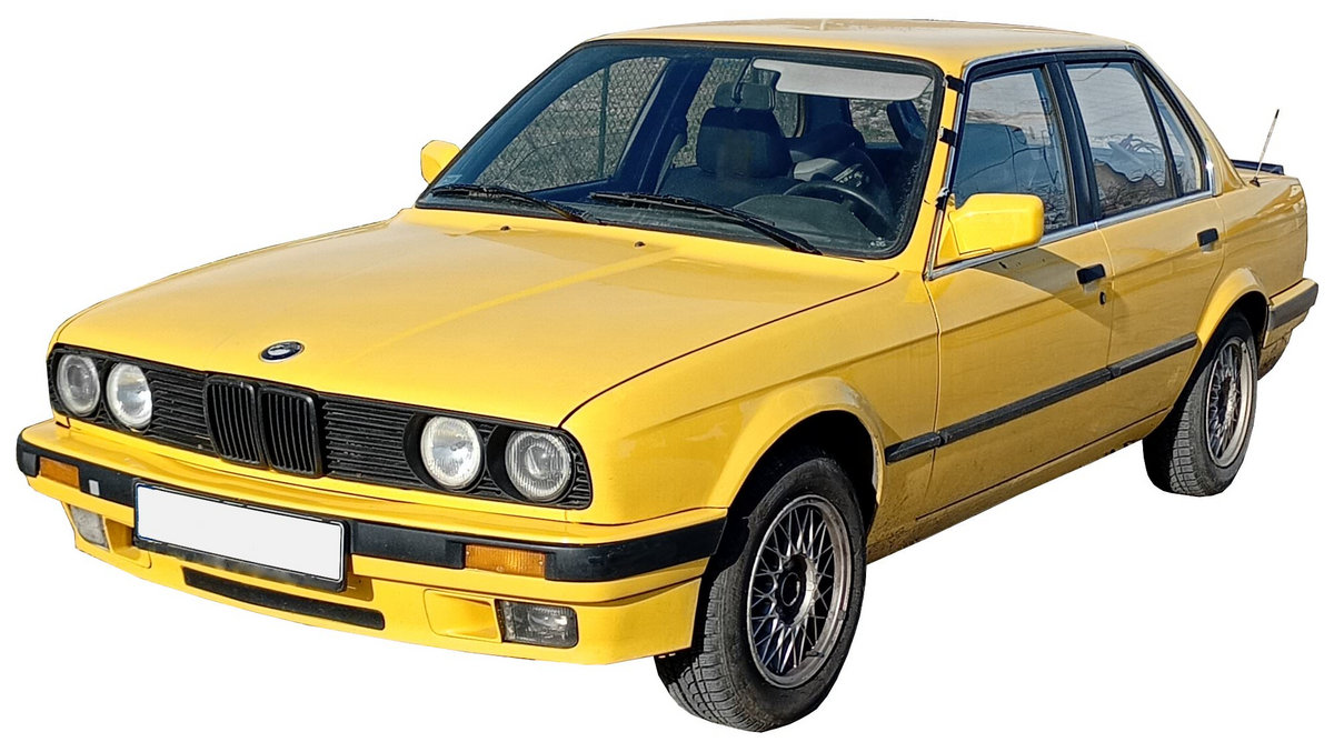 BMW 3 Series E30 1982 large family car photo detail