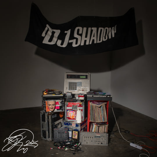 DJ Shadow 'The Mo' Wax Singles, 1993-1997' Box Set with Exclusive