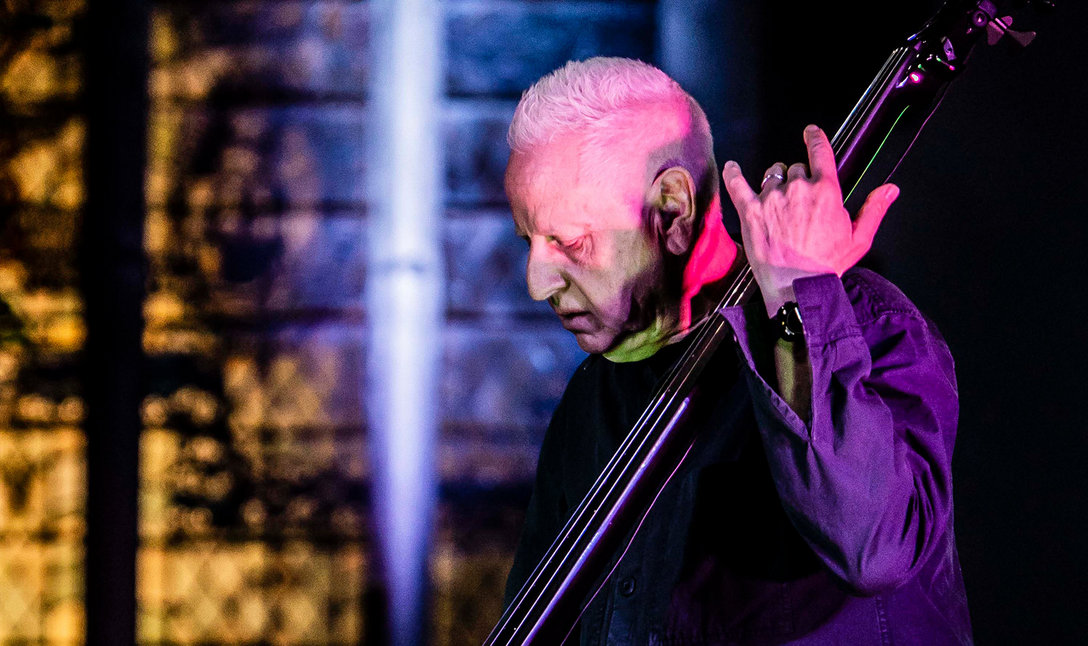 The Sound of One String Singing: A Guide to Arnold Dreyblatt