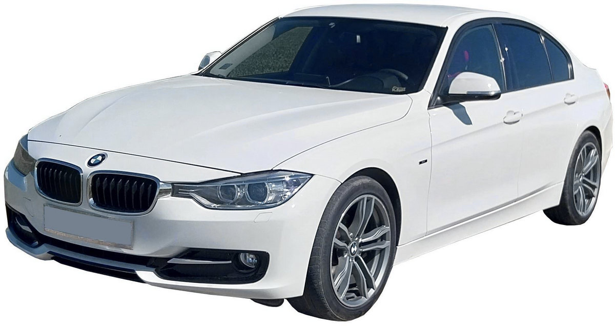 BMW 3 Series F30 2011 large family car photo detail