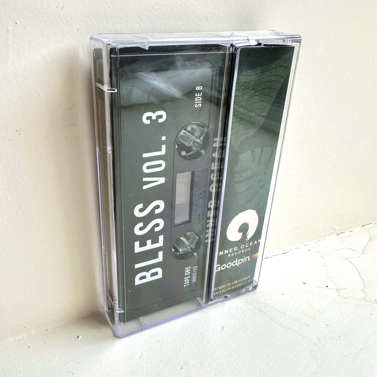 アート・デザイン・音楽 BLESS BOOK vol.3 BLESS Vol. 3 | Various Artists | Inner Ocean Records