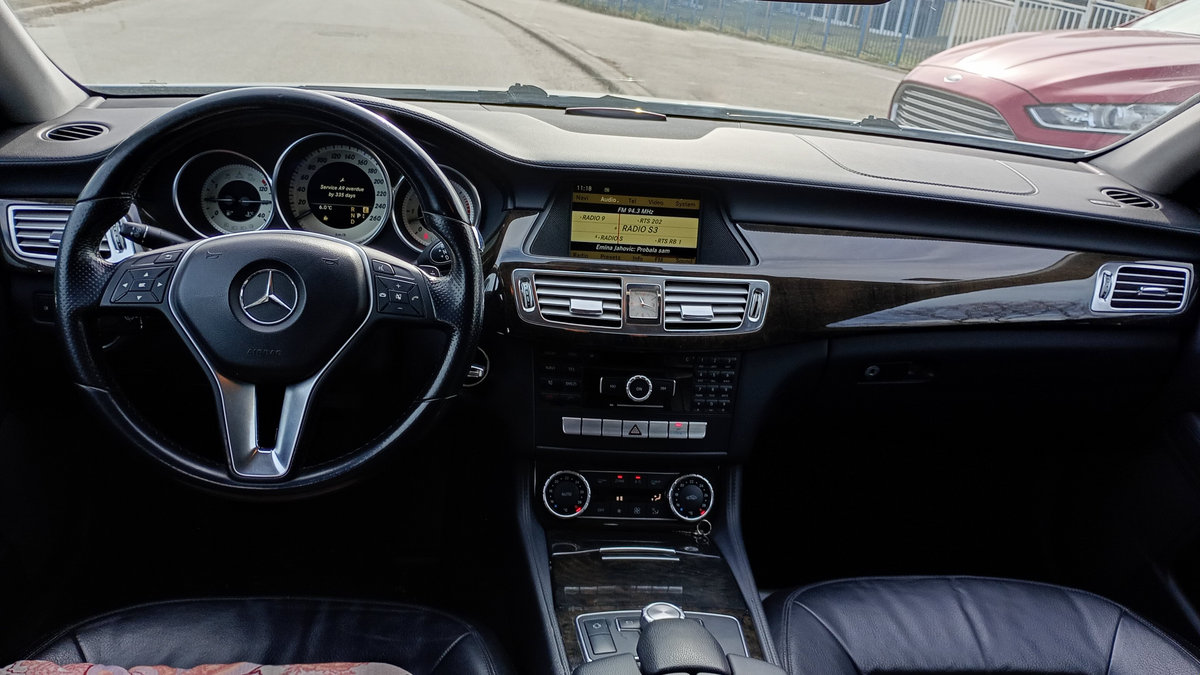 Mercedes Benz Cls C218 2011 Sports Sedan photo detail