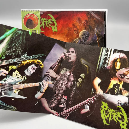 その他 Crumb Edition Volume 12 [CD] Amazon.com: The Complete Crumb Comics Vol. 12: We're Livin' in the