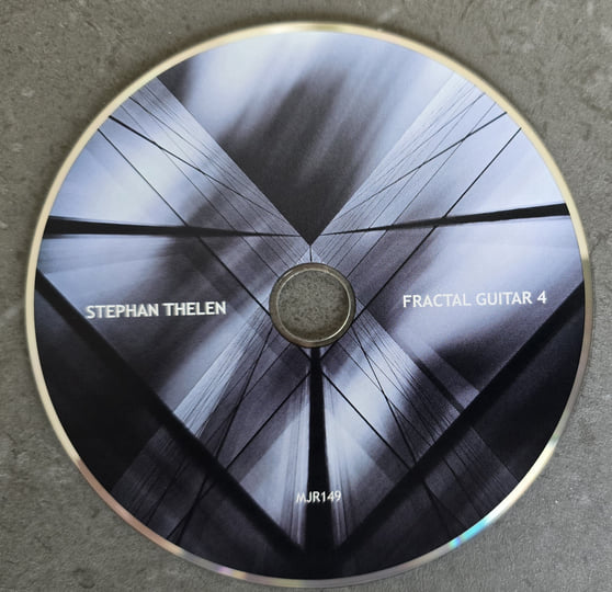 Fractal Guitar 4 | Stephan Thelen