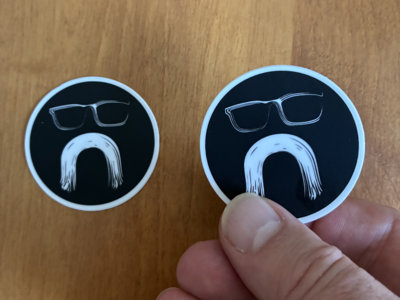 5cm round sticker | Seán Dagher