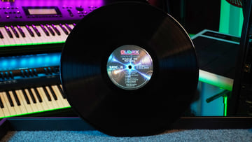 QUARX OST (Limited edition 12" vinyl), image 3