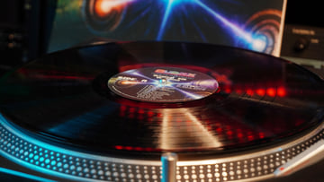 QUARX OST (Limited edition 12" vinyl), image 4