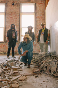 Tylor & the Train Robbers — Photo