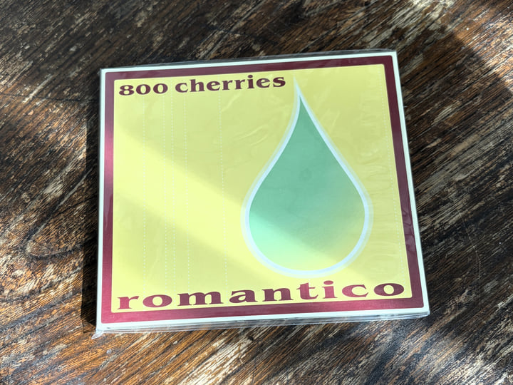 romantico | 800 cherries | Clover Records