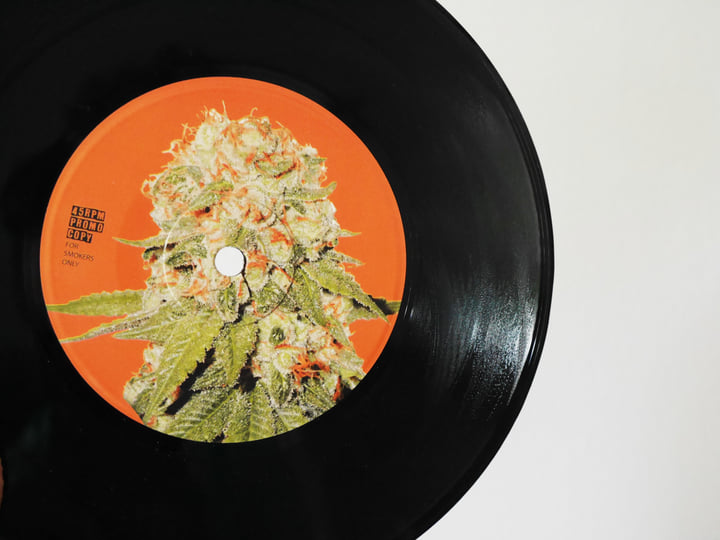 ULURU 026 | Mondocane, Smile Davis | Uluru Records