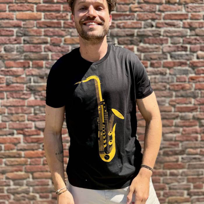Official T&G Bassclariphone T-shirt