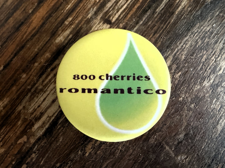 romantico | 800 cherries | Clover Records