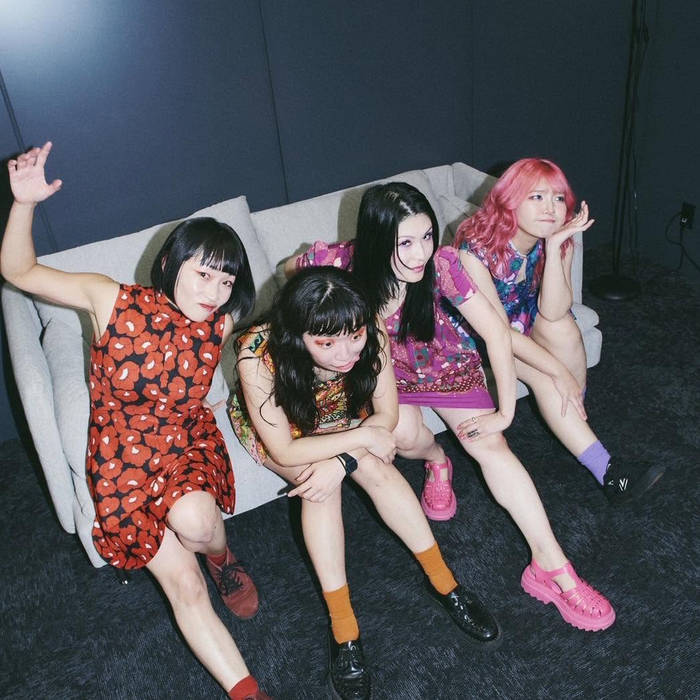 Bakuro Book | Otoboke Beaver おとぼけビ～バ～