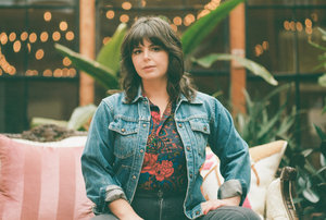 Beth Bombara — Photo
