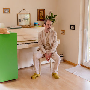 J. Prestrot