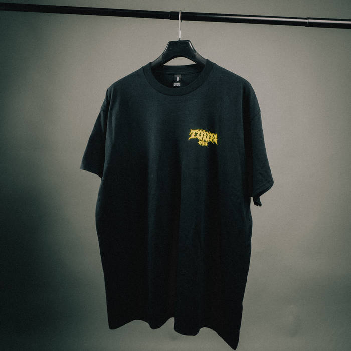 WALLS T-SHIRT