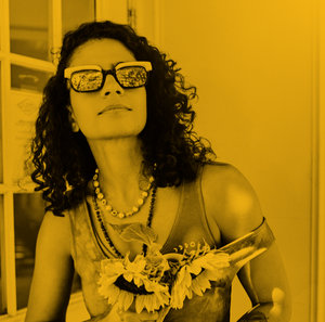 Madame Gandhi — Photo