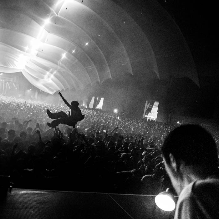 USB002 | Fred again..