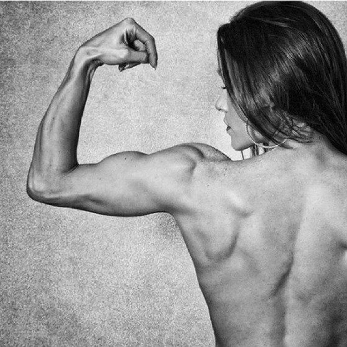 Perfect back. спина женская фото высокого разрешения. кэндис свейнпол в джинсах. мелани робертс нудистка. красивая фигура за 30 дней упражнения.