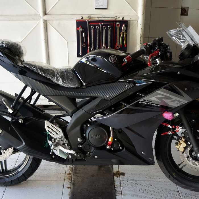Yamaha r9