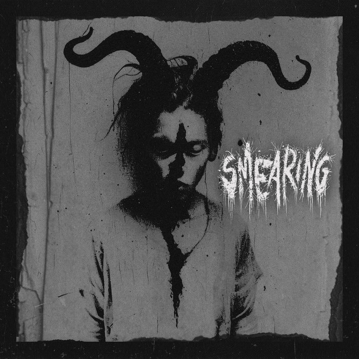 Smearing — Photo