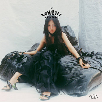 BIBI Lowlife Princess: Noir　ビビ a0171809336_2.jpg