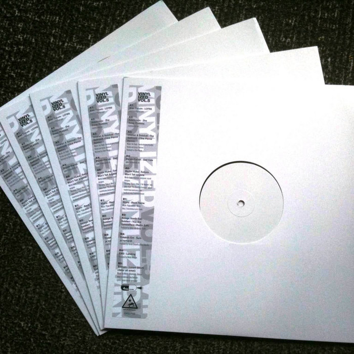 A MAGAZINE #6　CURATED BY 　ヴェロニク・ブランキーノ A Magazine curated by - Veronique Branquinho n°6 - Saint-Martin