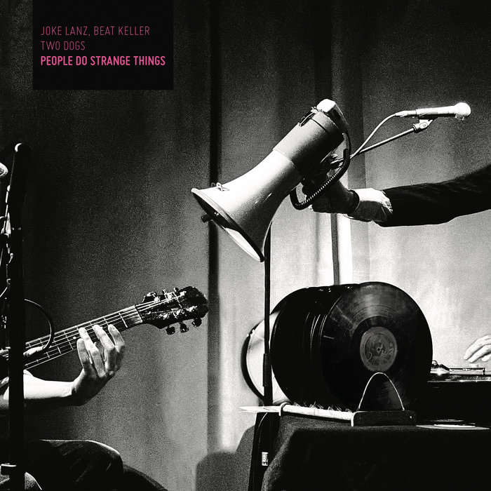 Pochette de People Do Strange Things par TWO DOGS