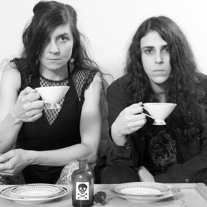 Deadly Stares [EP]
von Mellowdeath