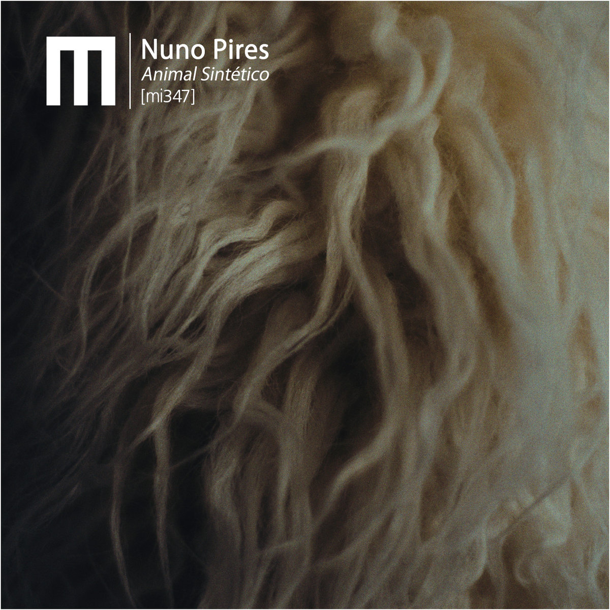 Nuno Pires – Animal Sintético