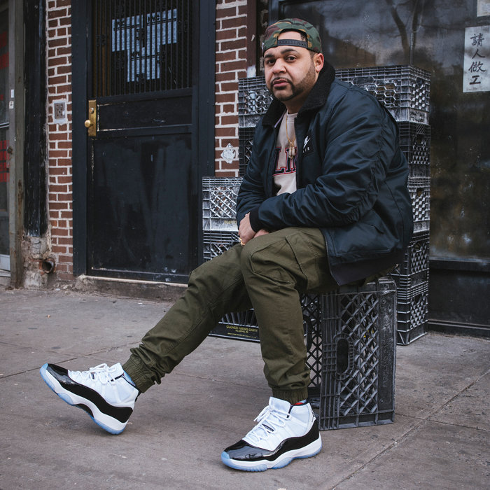 Concord 11 cheap jogging suit