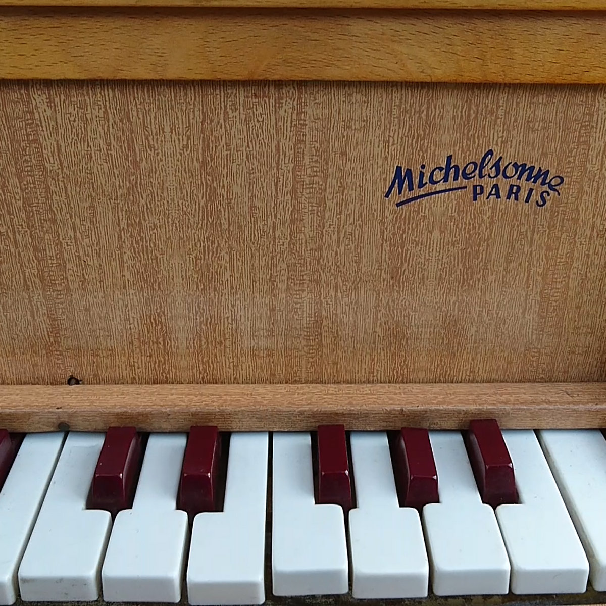 michelsonne toy piano