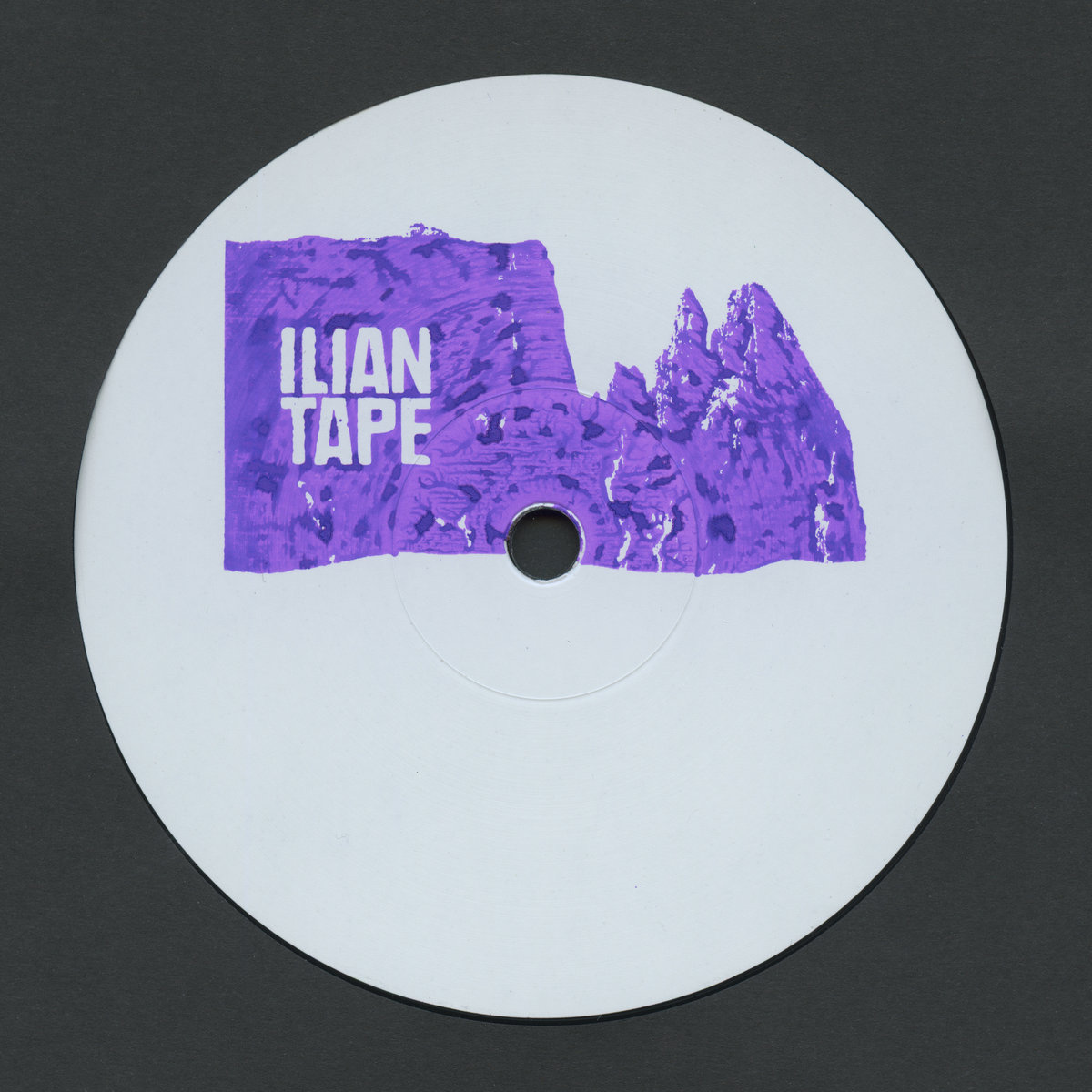 ITLP04 - Compro | Skee Mask | ILIAN TAPE